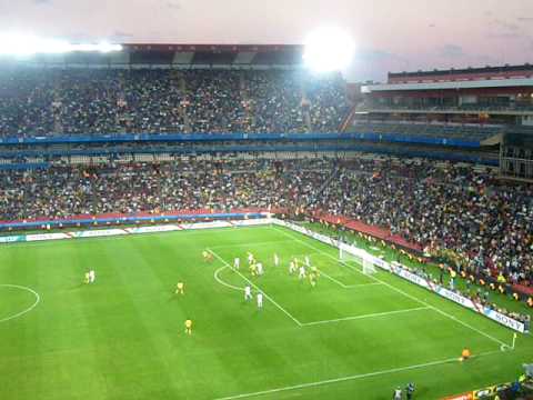 Youtube: Concert de vuvuzelas à Ellis Park