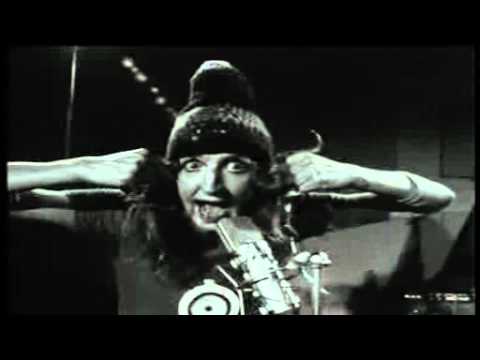 Youtube: Gong - I Never Glid Before - Live 1973