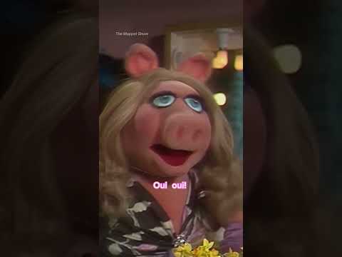 Youtube: Miss Piggy in Paris. 💋
