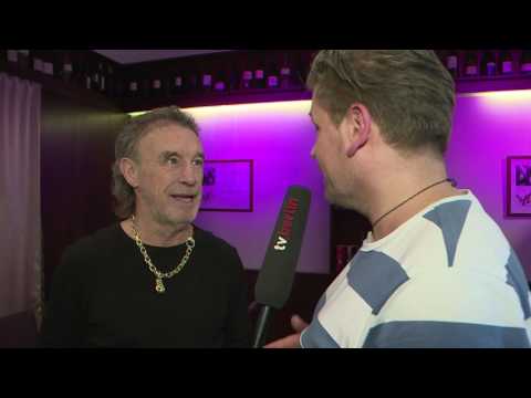 Youtube: BOXING DAY TV - Christian Klumpp Backstage Reports: Interview mit der Box-Legende René Weller