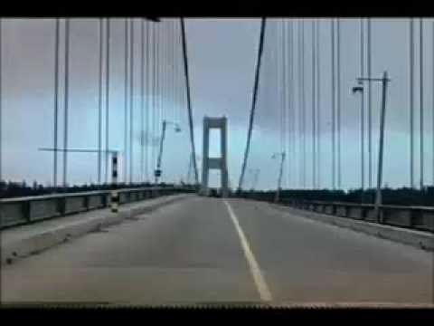 Youtube: Tacoma Narrows Bridge Collapse "Gallopin' Gertie"