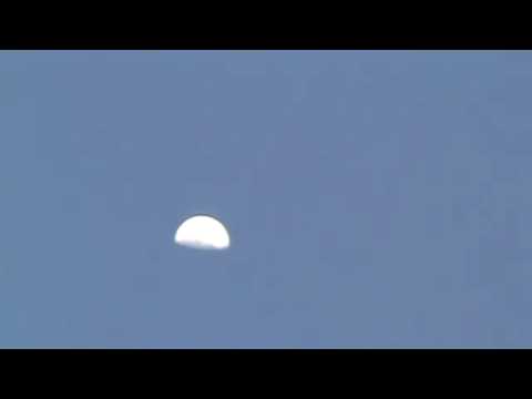 Youtube: UFO filmed over Stockton - California - 26 July 2012