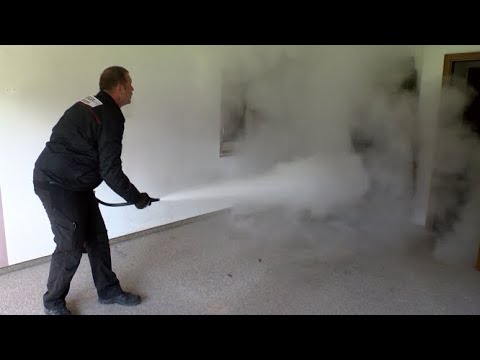 Youtube: Pulverfeuerlöscher Auswirkung im Einsatz