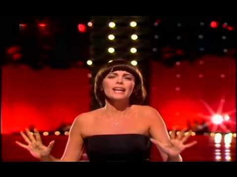 Youtube: Mireille Mathieu - Geh, bevor die Nacht beginnt 1977