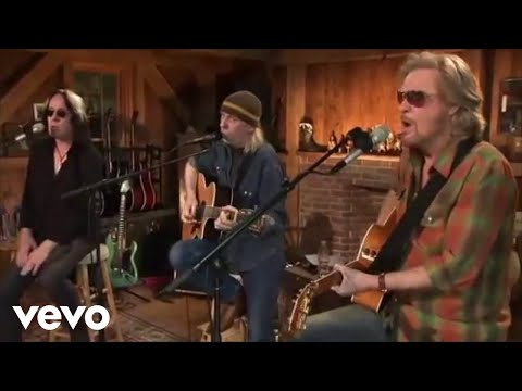 Youtube: Daryl Hall - Can We Still Be Friends (Live From Daryl's House)