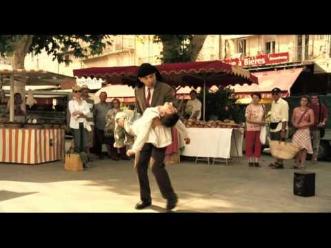 Youtube: Mr.Bean Holiday - Mr.Bean's dance