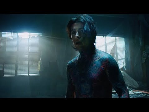 Youtube: Falling In Reverse - "Popular Monster"