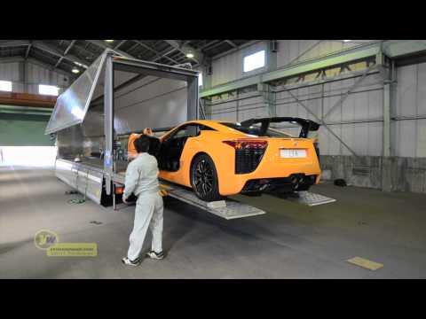 Youtube: Lexus LFA Nurburgring Package car unloading