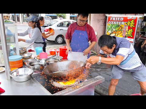 Youtube: Crazy Speed! Over 3 Generations Have Been Cooking Char Koay Teow in Penang