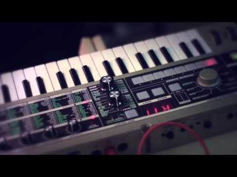 Youtube: Johannes Motschmann - Electric Fields (Official Music Video) | Introducing Neue Meister