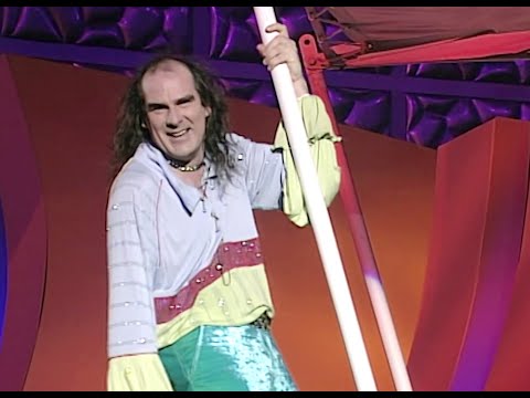 Youtube: 1998 Germany: Guildo Horn - Guildo hat euch lieb (7th place at Eurovision Song Contest)