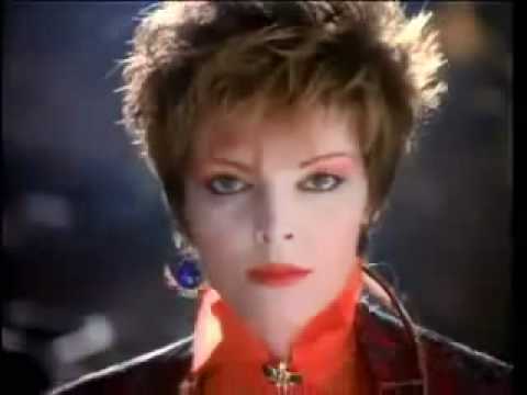 Youtube: Pat Benatar - Invincible (Extended Remix)