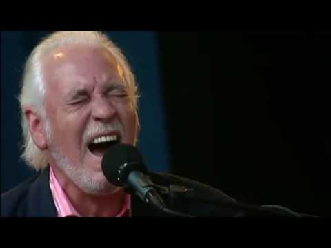 Youtube: Procol Harum w/ Danish Symphony Orchestra - A Whiter Shade of Pale, live in Denmark 2006