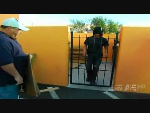 Youtube: Criss Angel - Walk Through Metal Gate