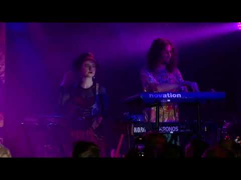 Youtube: Ozric Tentacles - Jellylips // Live 2024 // A38 Vibes