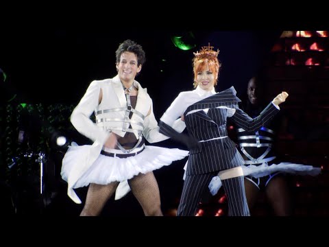 Youtube: Mylène Farmer - Sans contrefaçon  (Stade de France Live)