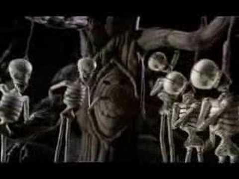 Youtube: The Nightmare Before Christmas - This is Halloween