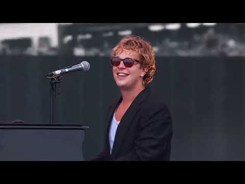 Youtube: Tom Odell    Another love   Live at Pukkelpop 2023