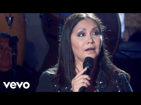 Youtube: Ana Gabriel - Huelo a Soledad (Altos de Chavón Live Video)
