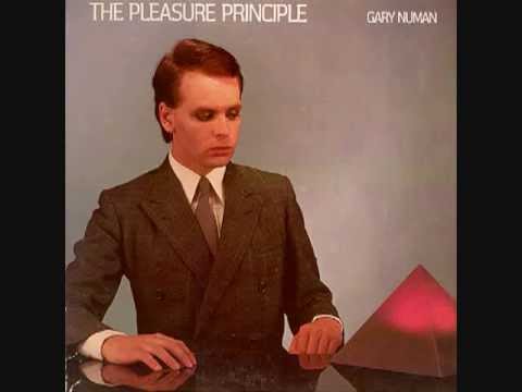 Youtube: Gary Numan - Metal