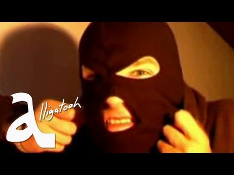 Youtube: Alligatoah - Counterstrikesong (Official Video)