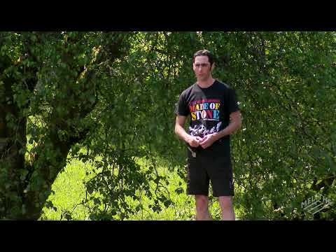 Youtube: Stone Skimming Official World Record!! | Dougie Isaacs | 121.8m (400ft)!!