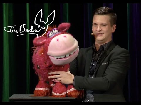 Youtube: Bauchredner Tim Becker und das schwule Pony