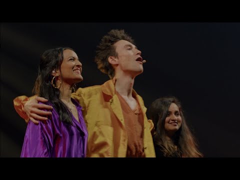 Youtube: Jacob Collier - A Rock Somewhere [feat. Anoushka Shankar & Varijashree Venugopal] Live in Amsterdam