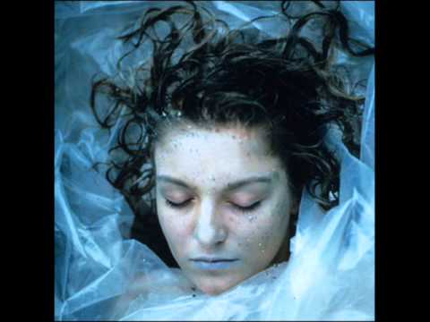 Youtube: Laura Palmer's Theme - Angelo Badalamenti (Twin Peaks OST)