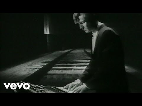 Youtube: Steve Winwood - Night Train