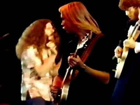 Youtube: Kansas - Carry On Wayward Son live at Canada Jam 1978 (remaster)