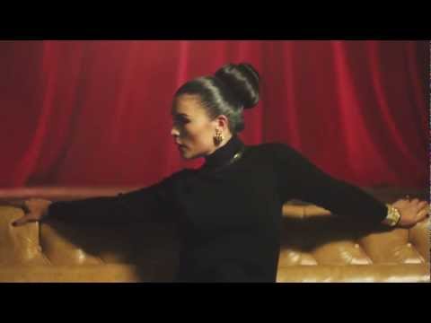 Youtube: Jessie Ware - Running