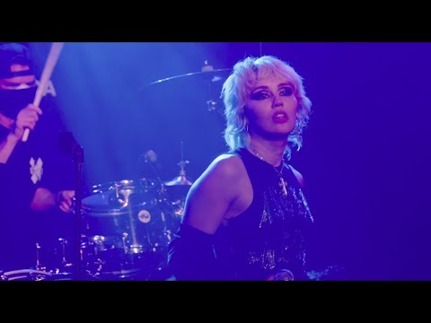 Youtube: Miley Cyrus - Live from Whisky a Go Go - Zombie #SOSFEST