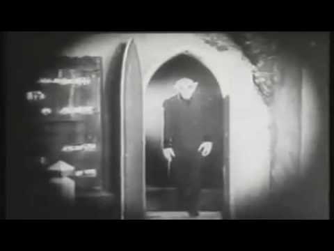 Youtube: Nosferatu Spooky Door Scene (1922)