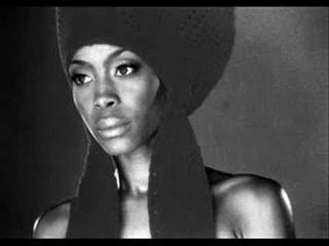 Youtube: In love with you--Erykah Badu feat. Stephen Marley