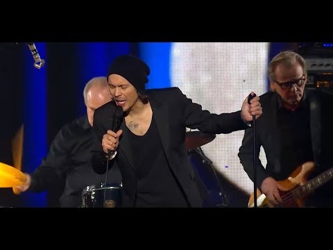 Youtube: Ville Valo & Agents - Paratiisi | Emma Gaala 2019