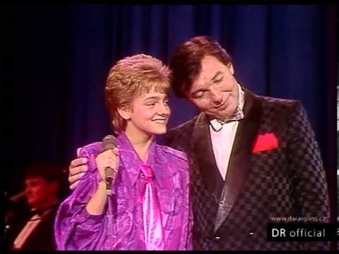 Youtube: Karel Gott a Darinka - Fang das Licht (Zvonky štěstí) 1986