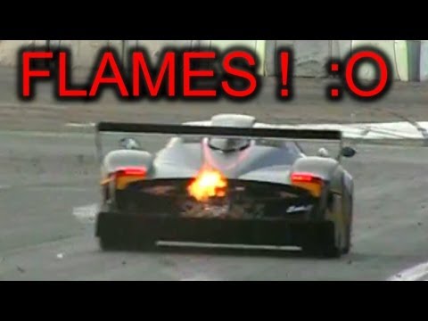 Youtube: Pagani Zonda R Shooting FLAMES!