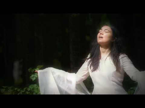 Youtube: Hildegard von Bingen, Alexandra Marisa Wilcke (Marisa) "O dulcis Divinitas"