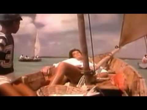Youtube: Stéphanie de Monaco - Irresistible ('Ouragan' - Clip Officiel,1986)