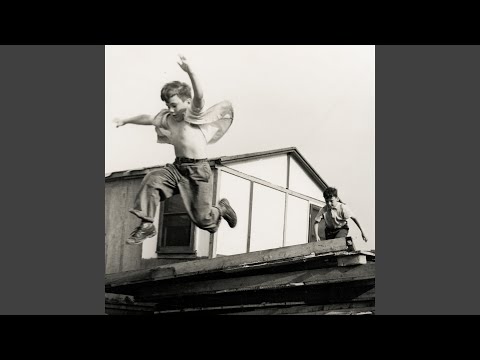 Youtube: Razorblades And Runways