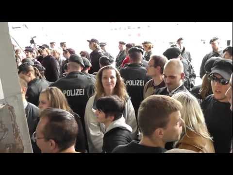 Youtube: Nazis am Kölner Hbf (2) 30.07.2011