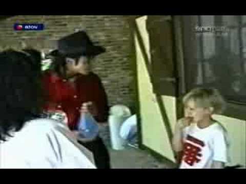 Youtube: Michael Jackson - Super soaker