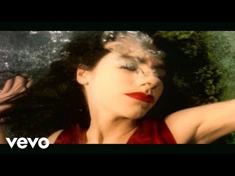 Youtube: PJ Harvey - Down By The Water