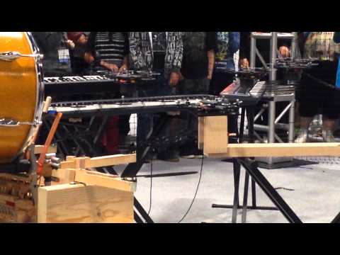 Youtube: Robotic flying rock stars shine at festival