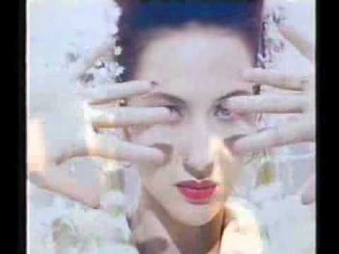 Youtube: Fuzzbox - "Walking On Thin Ice" (1989)