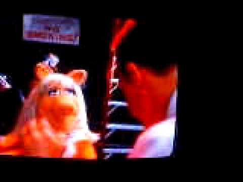 Youtube: Miss Piggy - Muppets from Space