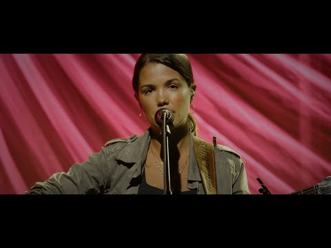 Youtube: Clara Louise - Gestohlen (Live in Wendlingen)