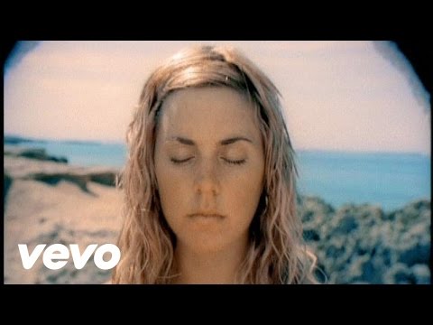 Youtube: Melanie C - I Turn To You