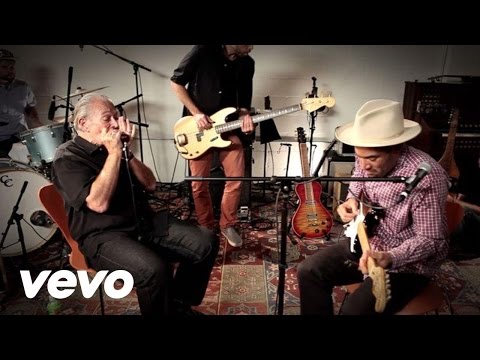 Youtube: Ben Harper, Charlie Musselwhite - I'm In I'm Out And I'm Gone